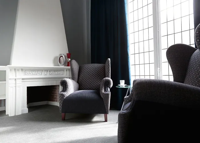 Πανσιόν Amra Gran Via 2*