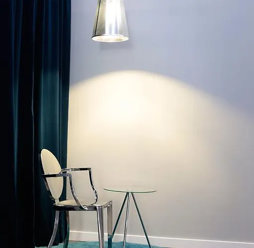 Πανσιόν Amra Gran Via