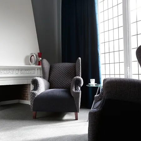 Πανσιόν Amra Gran Via 2*